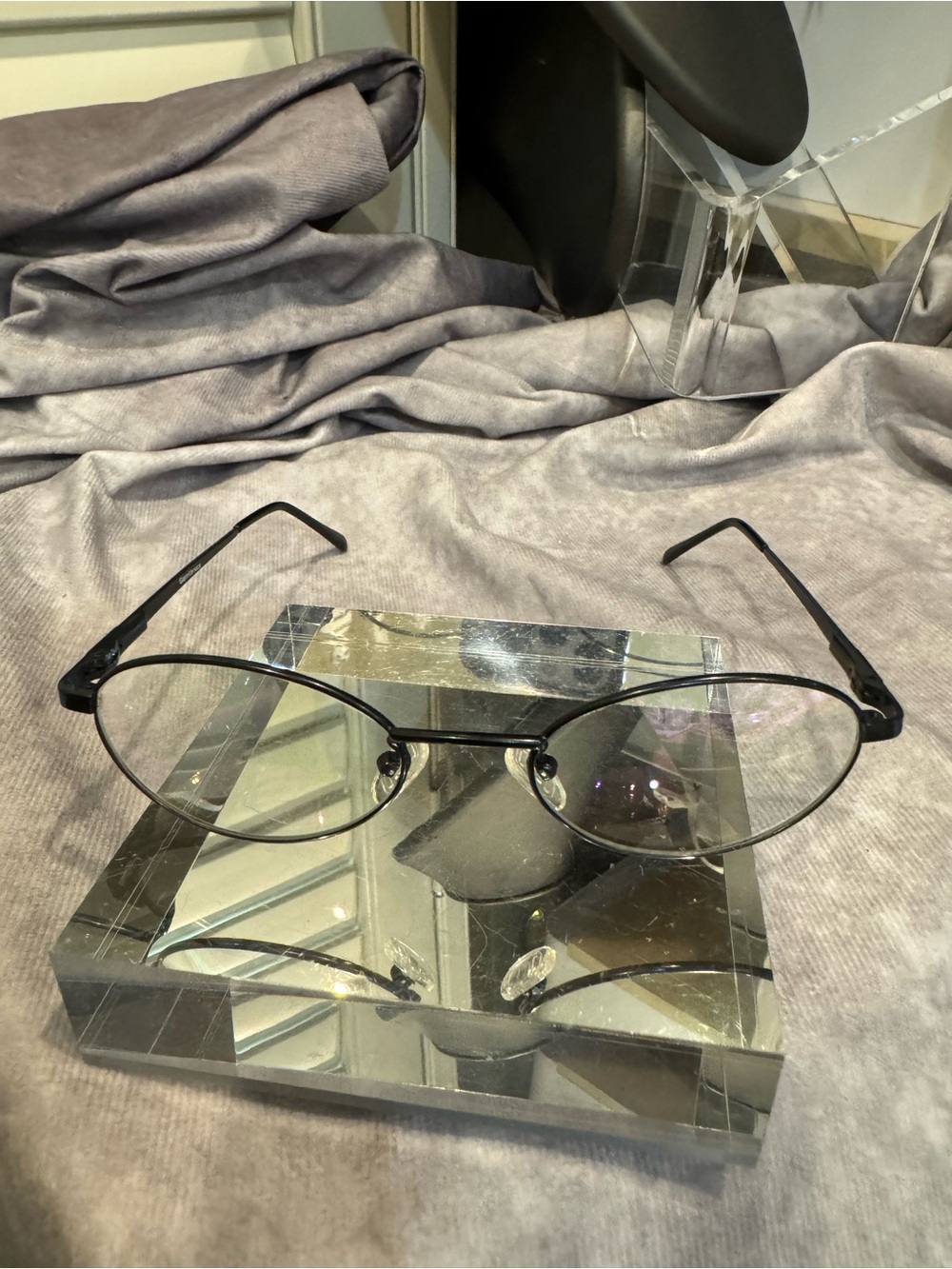 Gianni Versace Oval Black Metal Frame Glasses - Minimalist Style